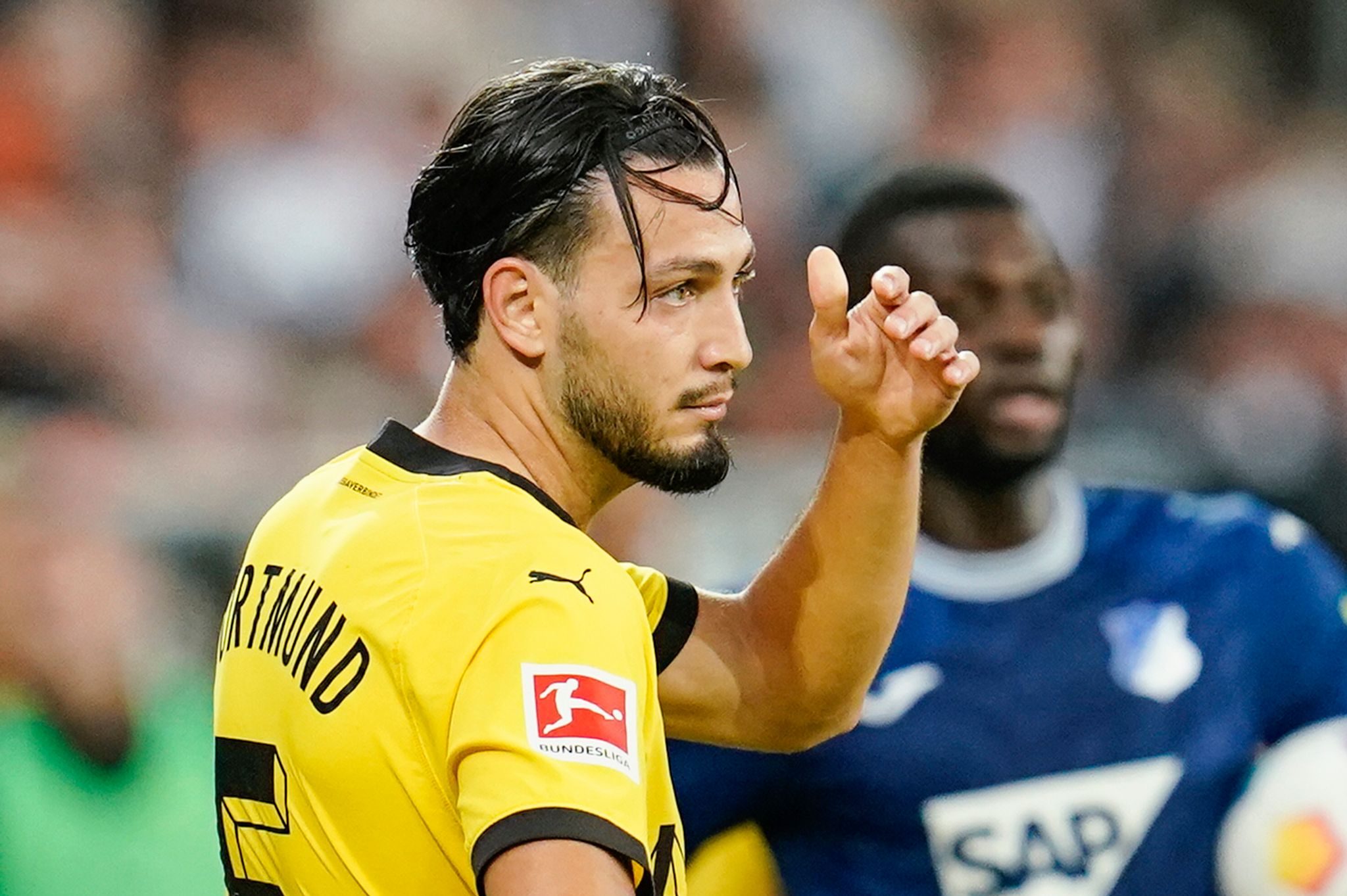 Foto mit Palästina-Schal bleibt für Bensebaini ohne Folgen