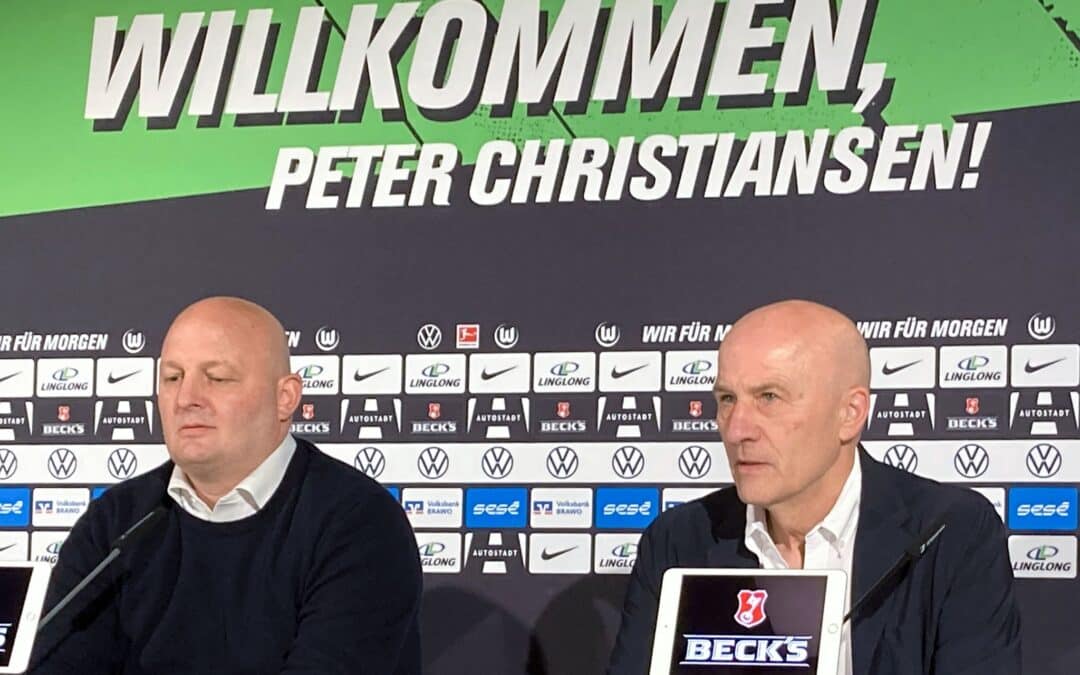 Selbstbewusster Start in Wolfsburg: Der neue Sport-Geschäftsführer Peter Christiansen (l).