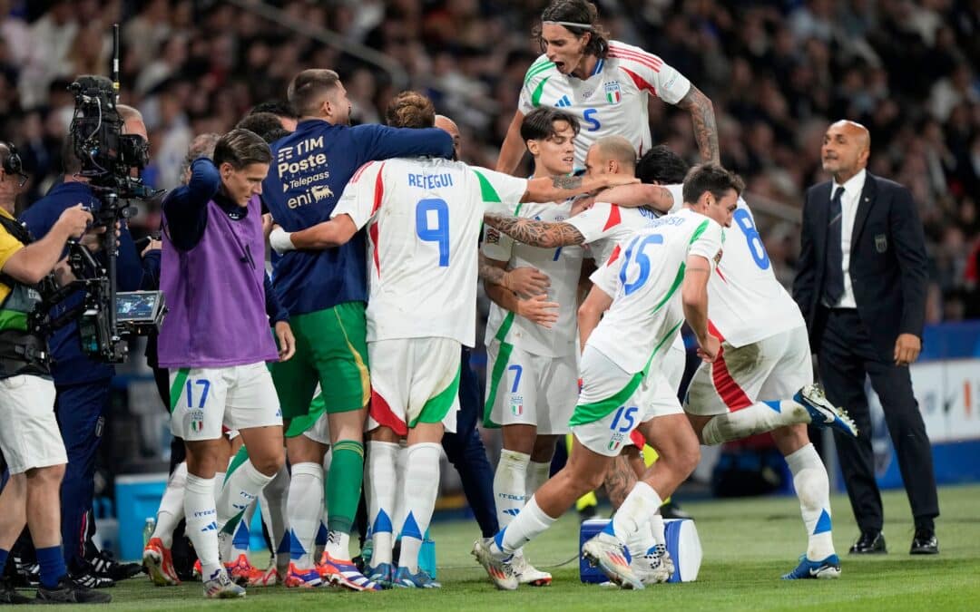 Endlich wieder Grund zum Jubeln für Italiens Fußballer.