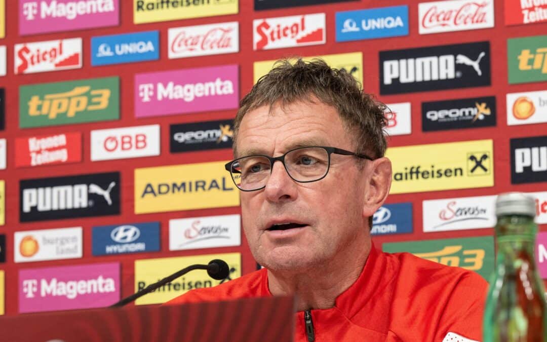 Österreichs Teamchef Ralf Rangnick kritisiert nach dem 1:1 gegen Slowenien Platzverhältnisse und Schiedsrichter.