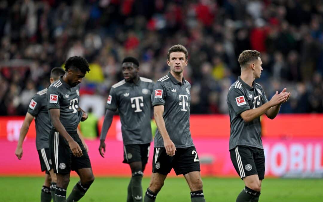 Geht beim FC Bayern voran: Joshua Kimmich (r).