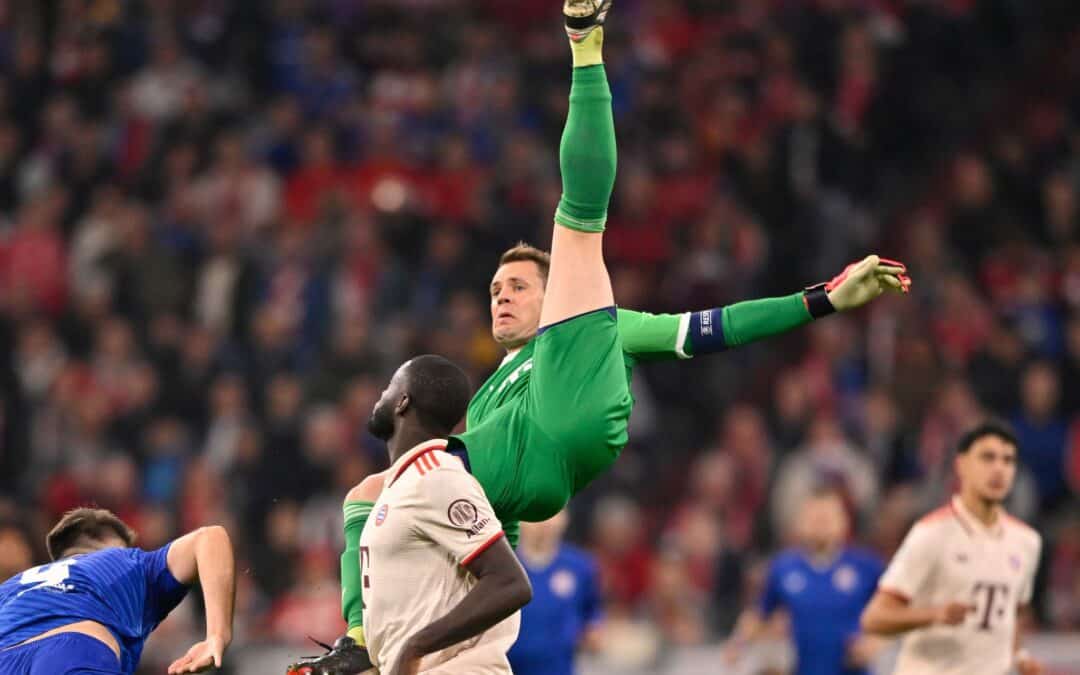 Bei dieser Rettungstat gegen Zagreb verletzte sich Manuel Neuer.