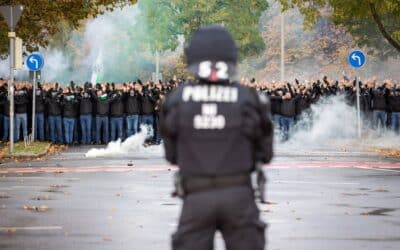 Medienbericht: Zehn Vorschläge gegen Gewalt in Stadien