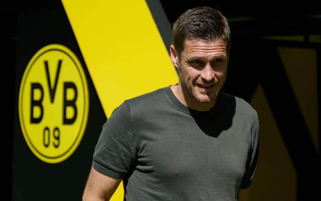 Hat für seinen Transfersommer viel Lob bekommen: BVB-Sportdirektor Sebastian Kehl.