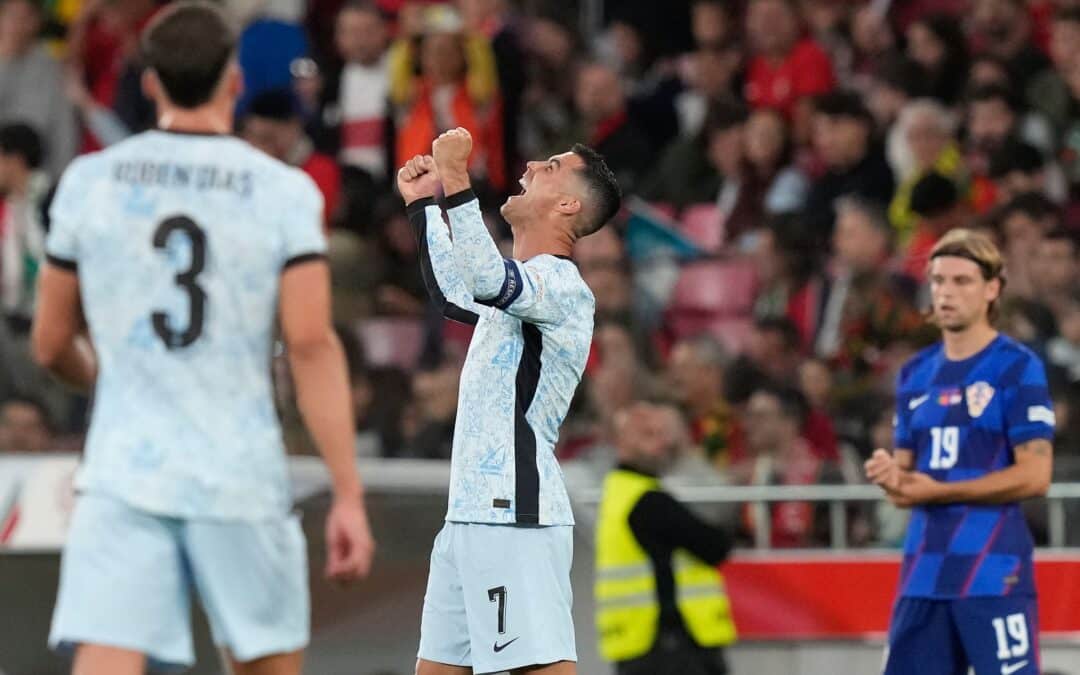 Cristiano Ronaldo nach dem 900. Tor seiner Karriere