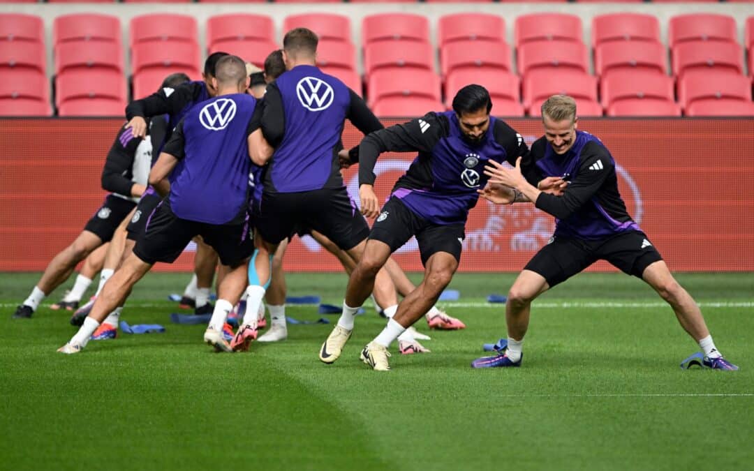 Die Nationalmannschaft beim Training in Amsterdam.