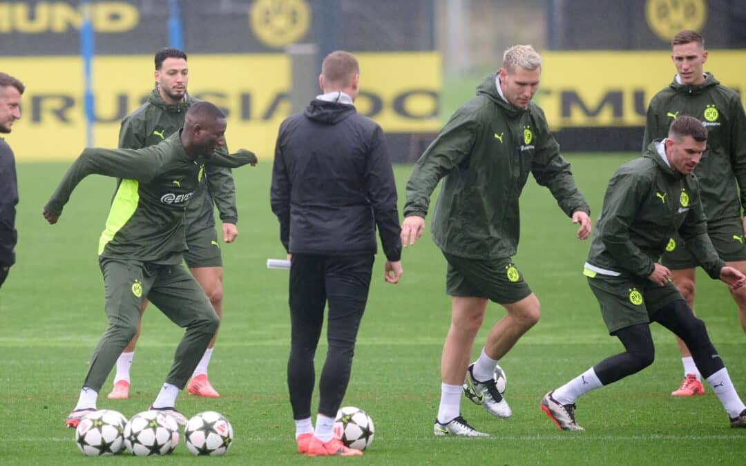 Die zuletzt angeschlagenen Pascal Groß (rechts) und Niklas Süle (2. v. rechts) nehmen am Abschlusstraining teil.