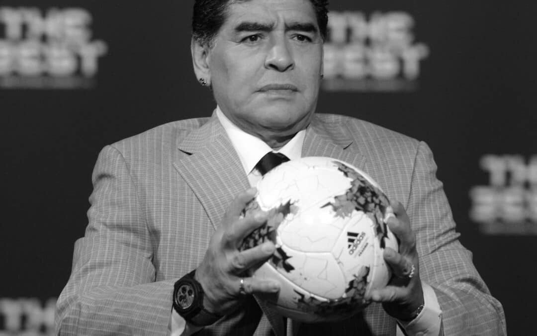 Maradonas sterbliche Überreste sollen auf Wunsch seiner Töchter in ein Mausoleum in Buenos Aires umgebettet werden.