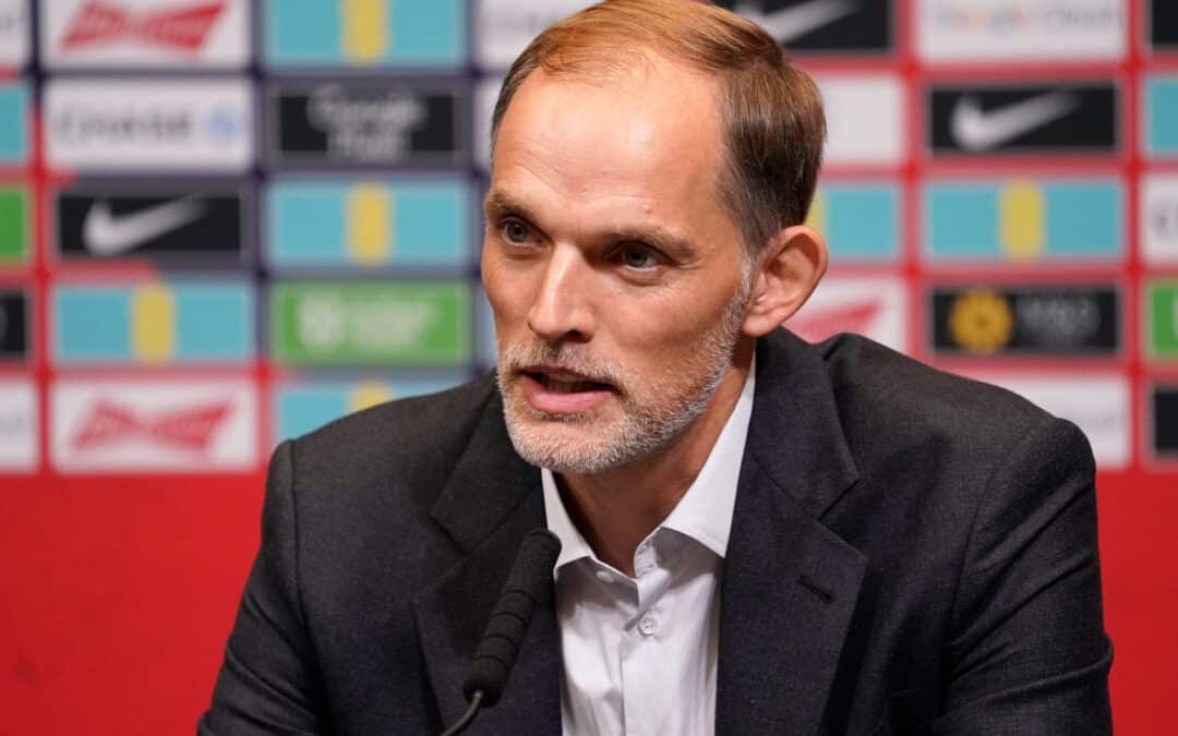 Thomas Tuchel freut sich über seine 18-monatige Vertragslaufzeit.