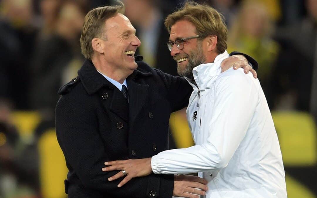 BVB-Chef Hans-Joachim Watzke (l) soll sich um eine Rückkehr von Jürgen Klopp bemüht haben.