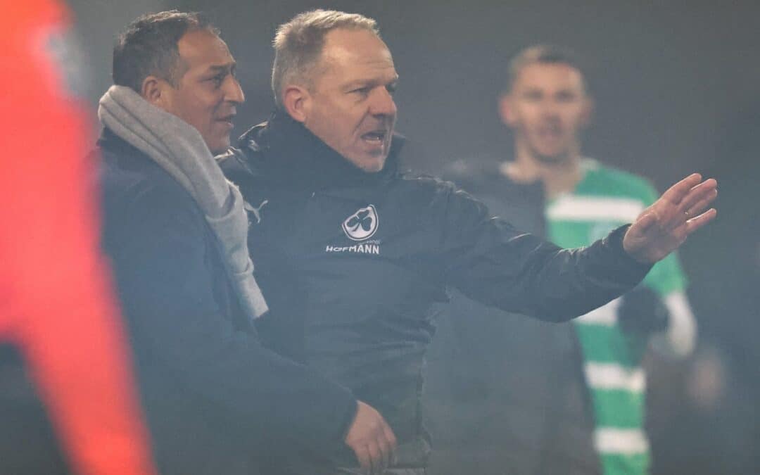 Müssen beide gehen: Manager Rachid Azzouzi (l) und Trainer Alexander Zorniger (r).