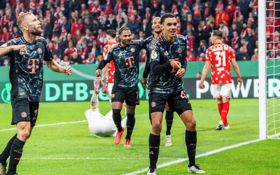 Souverän wandert Bayern München ins Pokal-Achtelfinale.