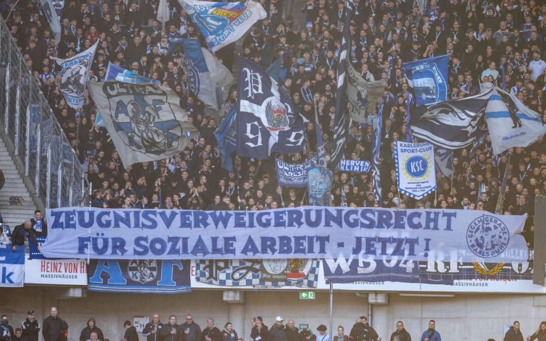 Die Fanszene des Karlsruher SC äußert ihre Meinung zum Zeugnisverweigerungsrecht.