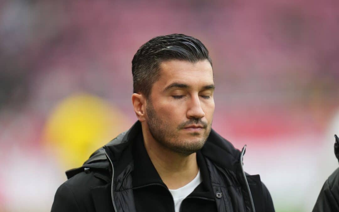 Borussia Dortmunds Trainer Nuri Sahin steht nach der vierten Saison-Niederlage unter Druck.