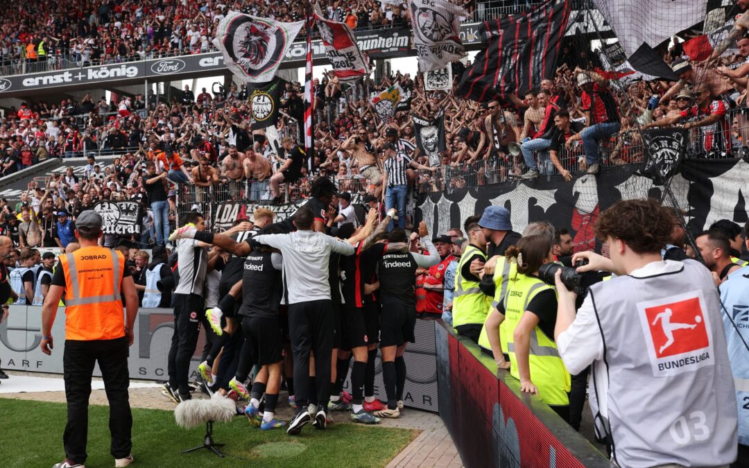 Frankfurt feiert den Champions-League-Einzug.