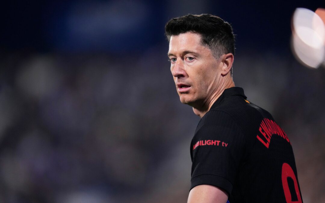 Fällt wegen einer Muskelverletzung vorerst aus: Robert Lewandowski