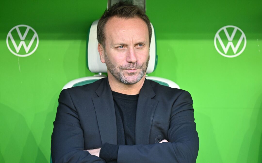 Muss viel nachdenken: VfL Wolfsburgs Sportchef Sebastian Schindzielorz