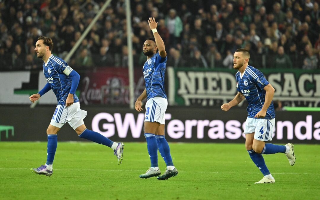 Beendete seine Torflaute: Schalkes Moussa Sylla (M).