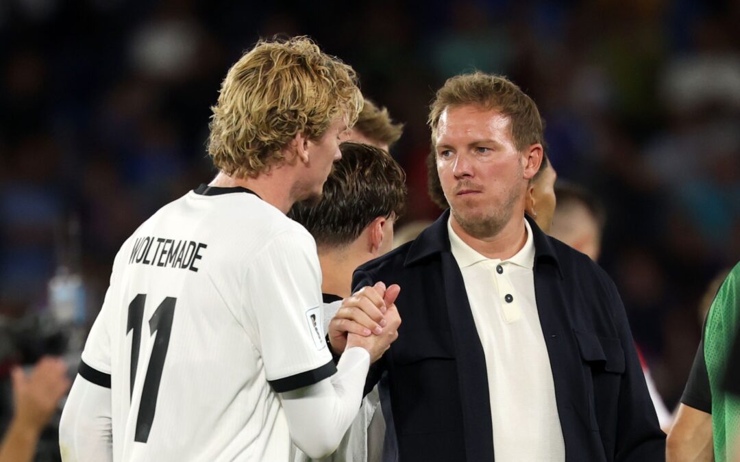 Julian Nagelmann bedankt sich bei Nick Woltemade.