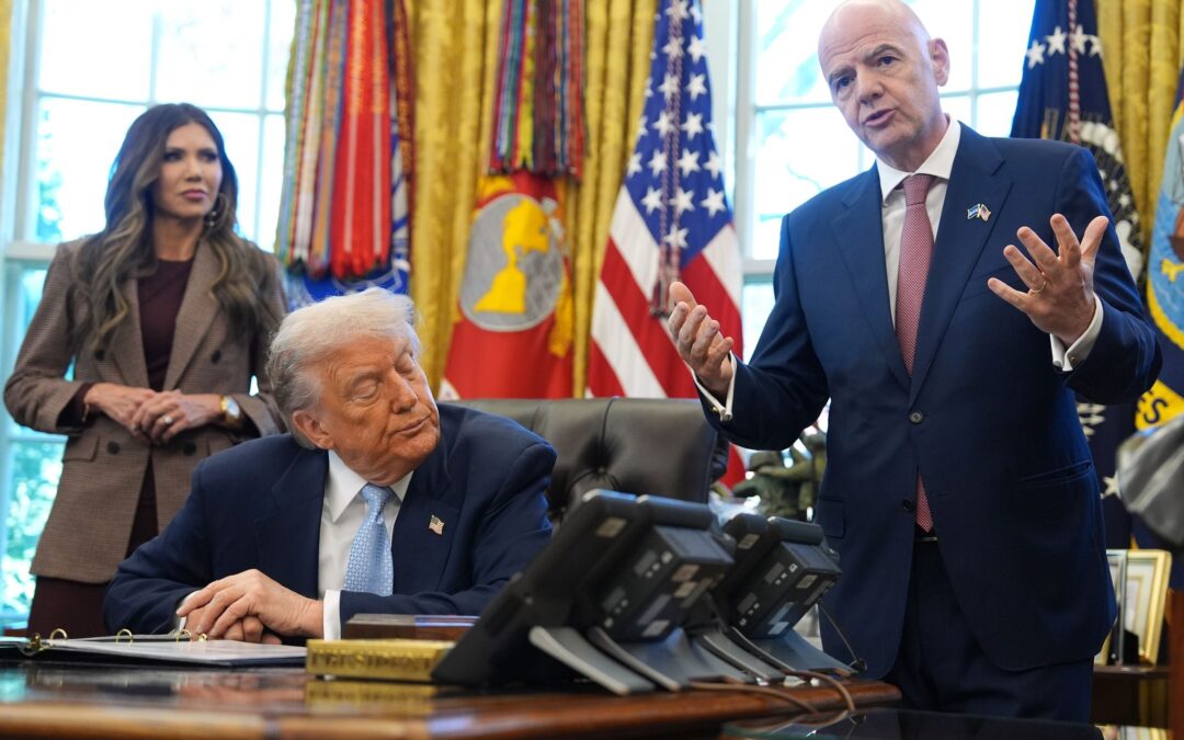 Die US-Regierung um Präsident Donald Trump will Inhaber eines WM-Tickets bei Visa-Terminen bevorzugt behandeln.