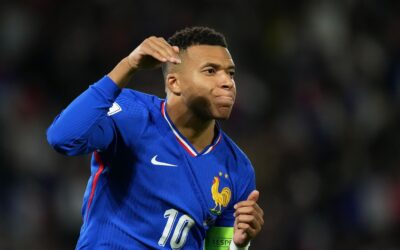 Frankreich fährt dank Mbappé zur WM – Ronaldo sieht Rot