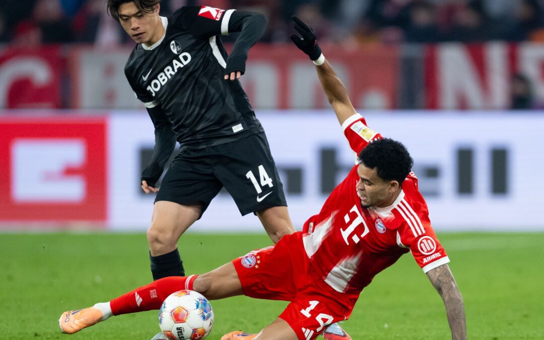 Luis Díaz (r) wurde in der Champions League für drei Spiele gesperrt.