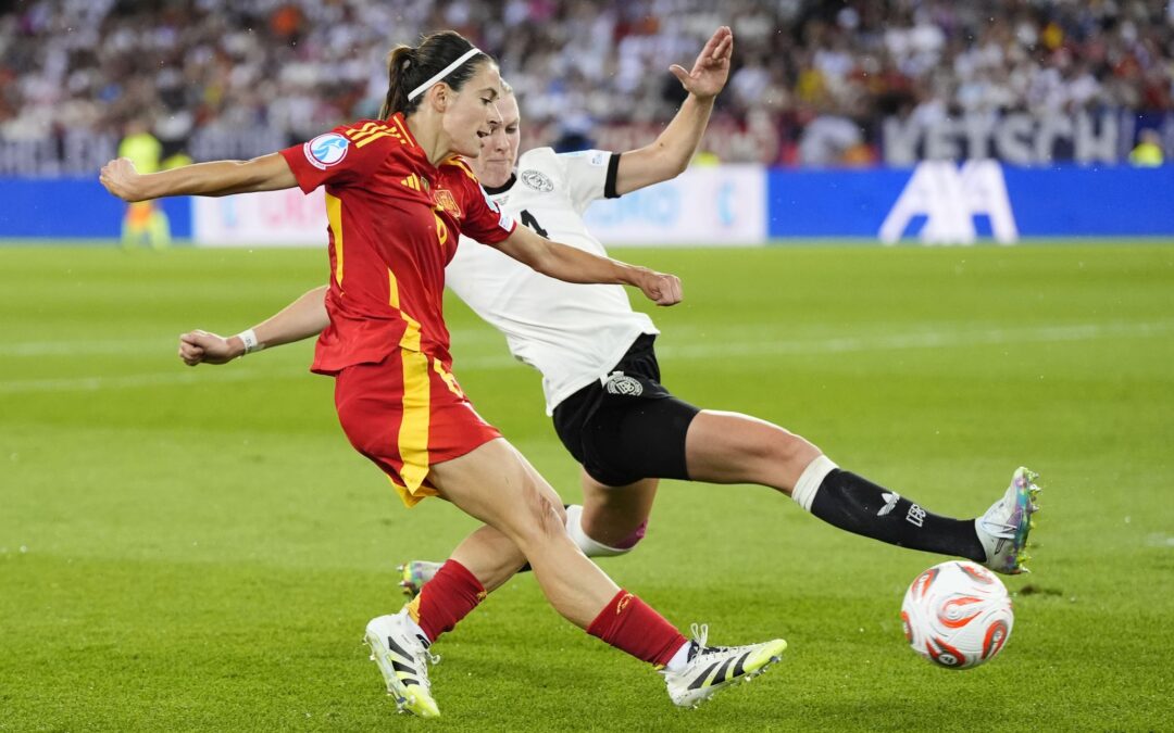 Das EM-Halbfinale im Sommer entschied Spaniens Aitana Bonmatí mit diesem Schuss. Wie geht es diesmal aus?