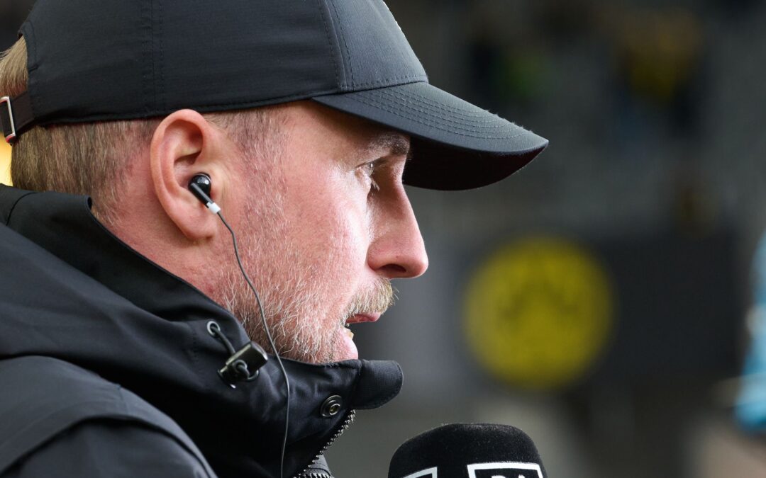 Die Reise von Sebastian Hoeneß und dem VfB Stuttgart lief anders als geplant.