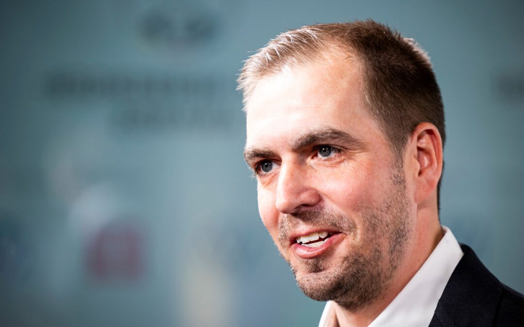 Philipp Lahm fordert von Bundestrainer Julian Nagelsmann vor der WM mehr Kontinuität und klare Strukturen in der Mannschaft. (Archivbild)