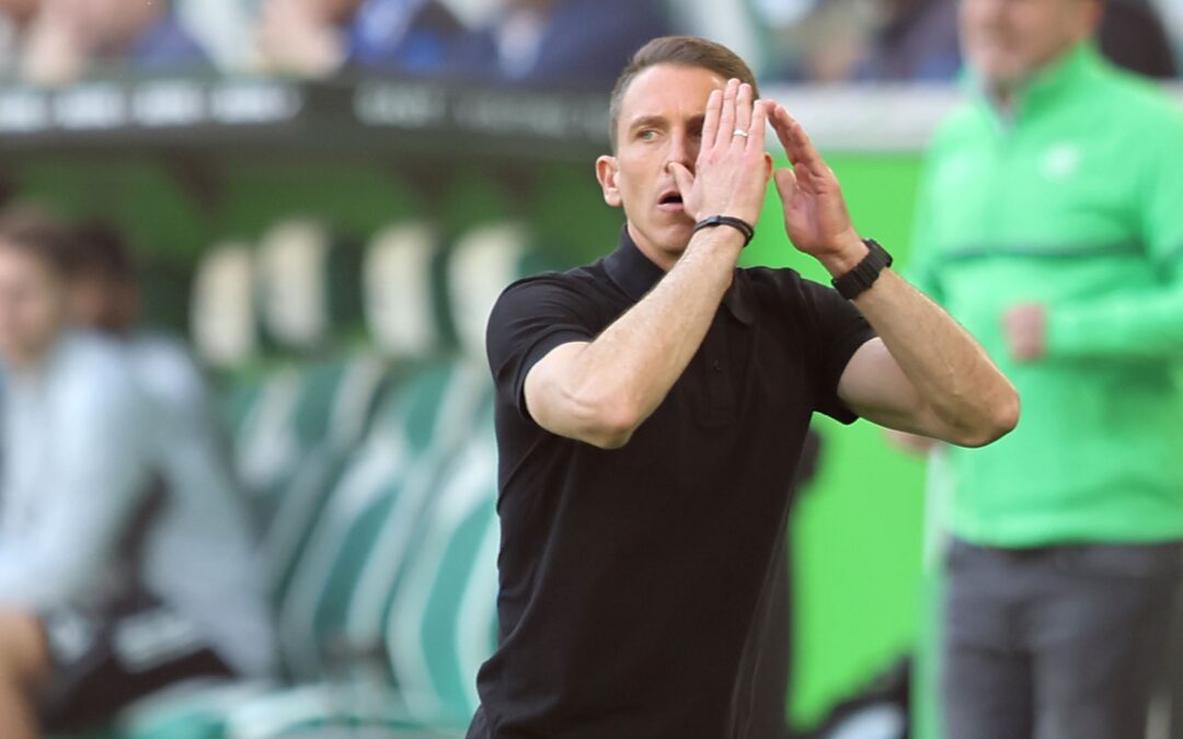 Trainer Bauer vor dem Aus: Wolfsburg verliert gegen Hamburg