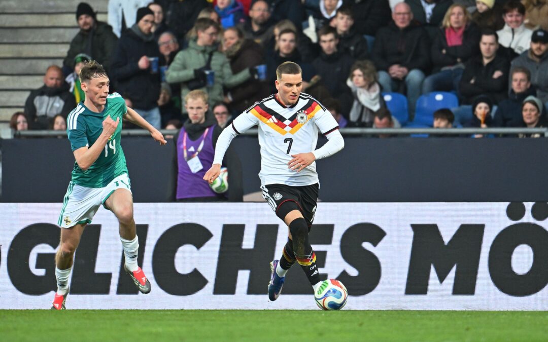 Wann feiert Said El Mala (r) seine Tor-Premiere für die U21?