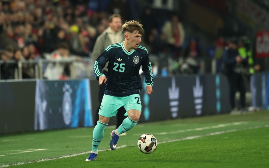 Dynamisch am Ball: Debütant Lennart Karl.