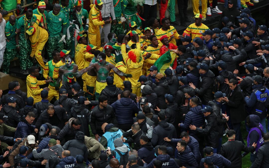 Bei dem Afrika-Cup-Endspiel zwischen dem Senegal und Marokko kam es auf und neben dem Platz zu Tumulten. (Archivbild)