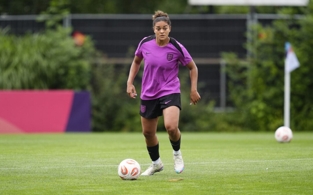 Jess Carter hatte die rassistischen Beleidigungen gegen sie während der EM öffentlich gemacht. (Archivbild)