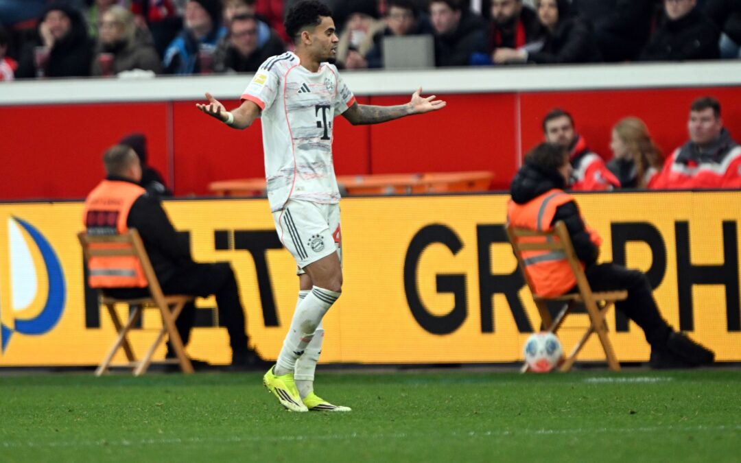 «Im Leben keine Schwalbe»: Bayern sauer nach Diaz‘ Gelb-Rot