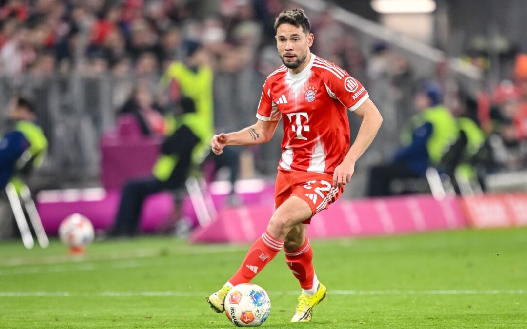 Abschied im Sommer: Raphaël Guerreiro verlässt den FC Bayern. (Archivbild)